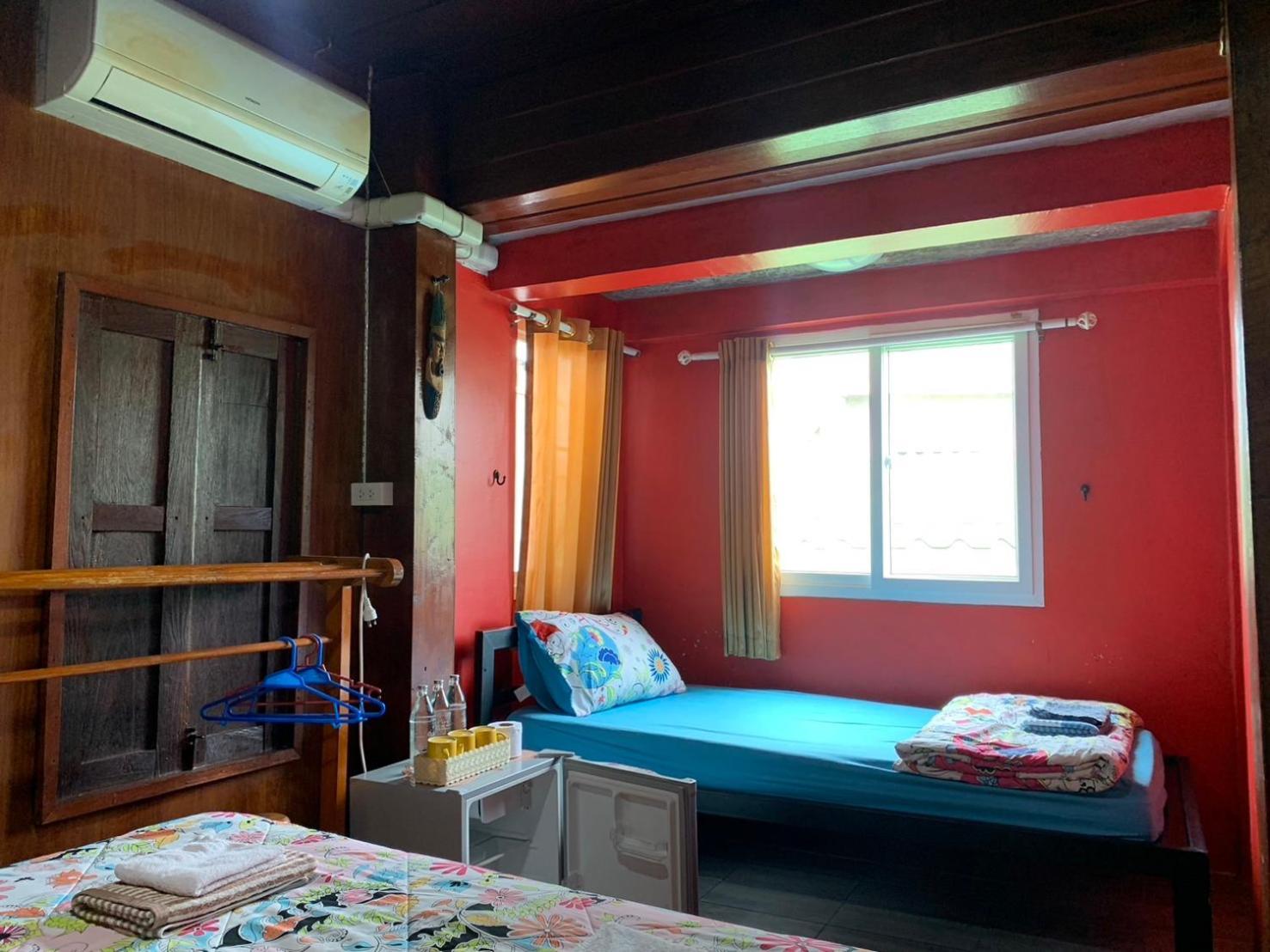 Solarcell Walking Street Homestay Ban Nong Nam Khan Exterior photo